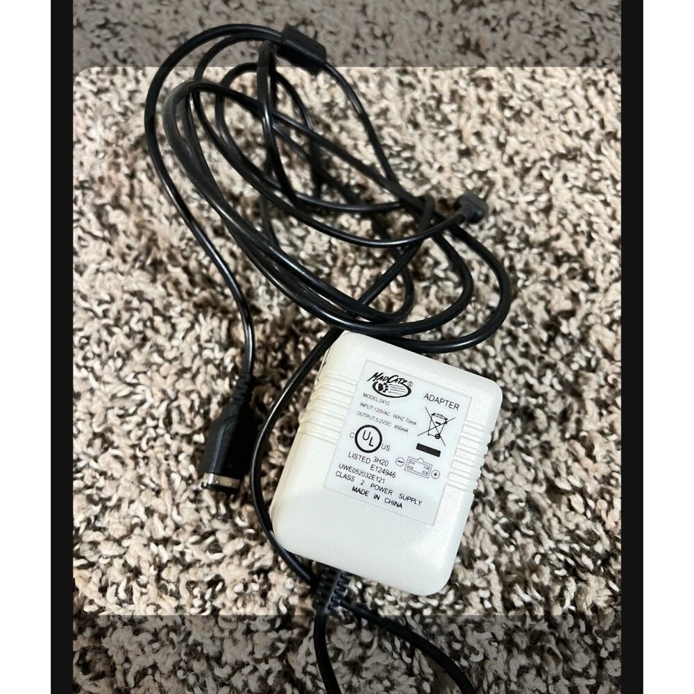 Madcatz GBA Wall Charger